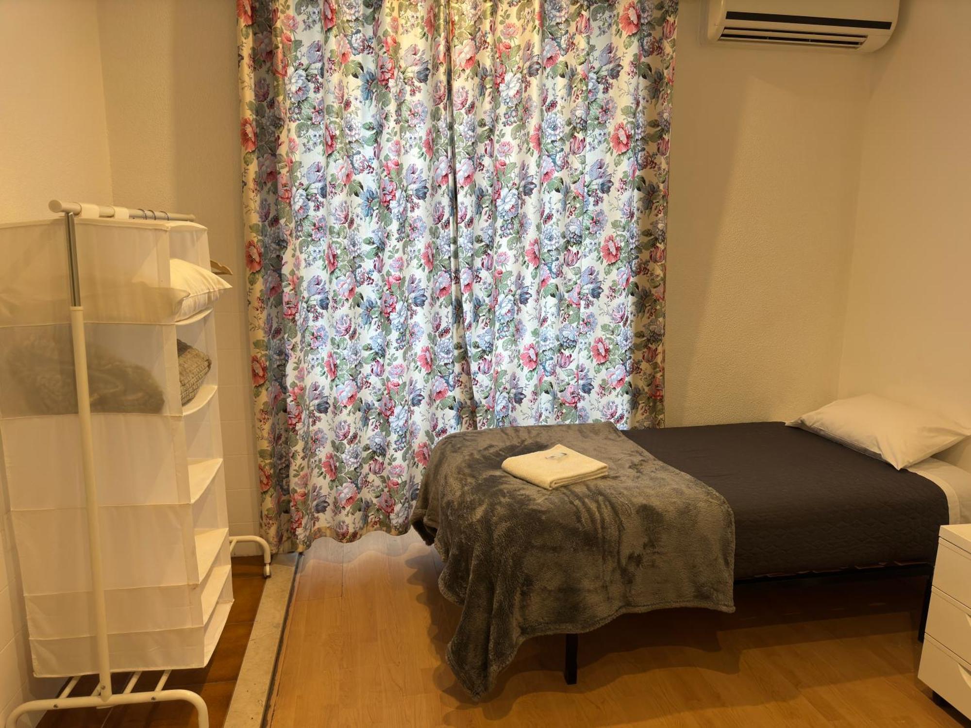 Peters Guesthouse อาเวโร ภายนอก รูปภาพ