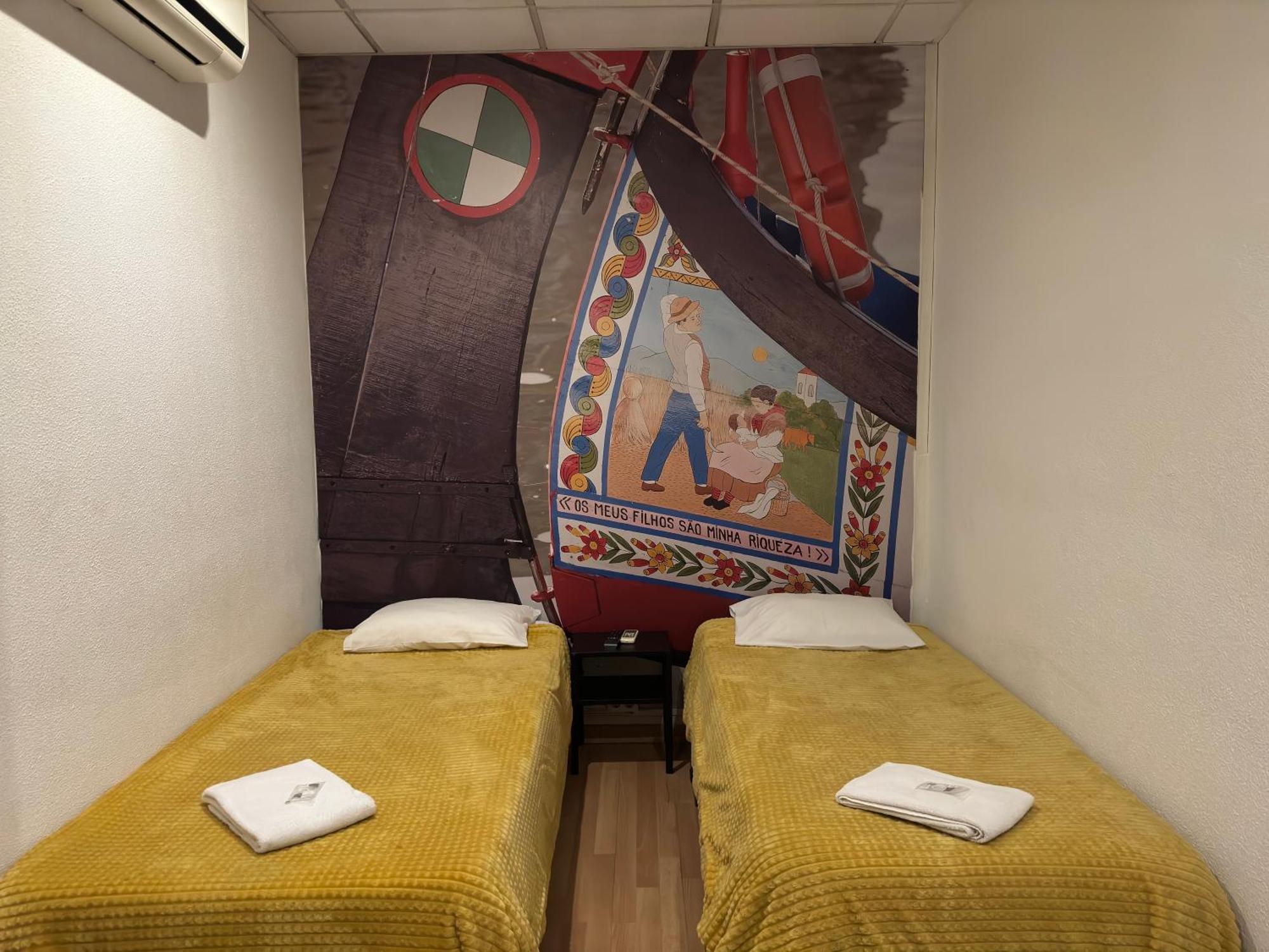 Peters Guesthouse อาเวโร ภายนอก รูปภาพ