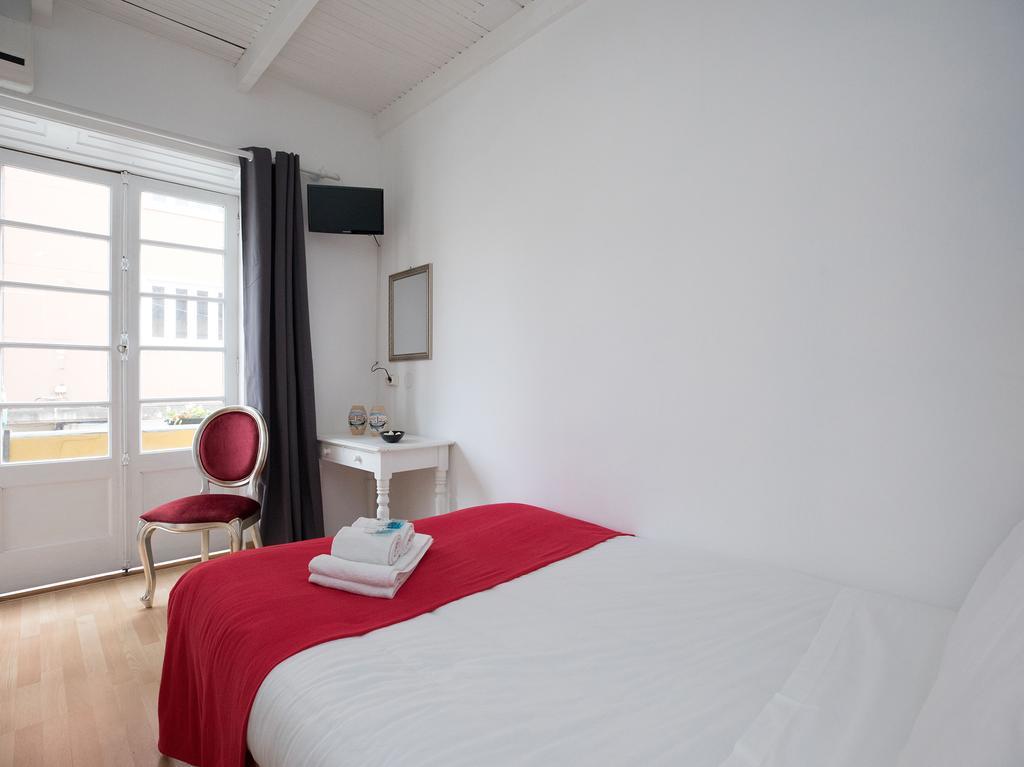 Peters Guesthouse อาเวโร ภายนอก รูปภาพ